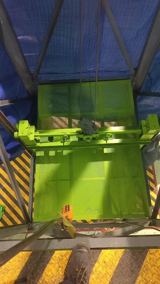 Harga Lift Barang 500 kg 2 Lantai Terbaru 2025: Aman & Berstandar K3